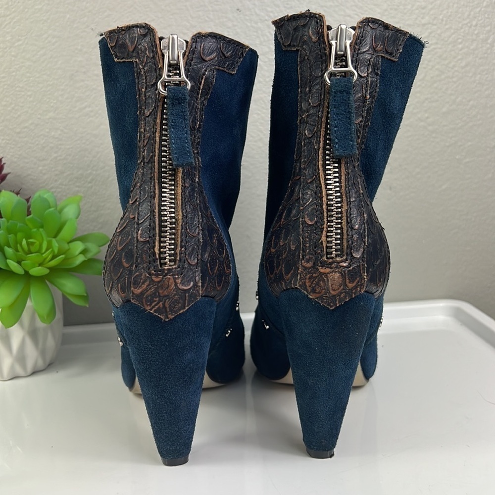 Kathryn Amberleigh Suede Studded Ankle Bootie Blue Open Vamp 9 - Picture 4 of 10